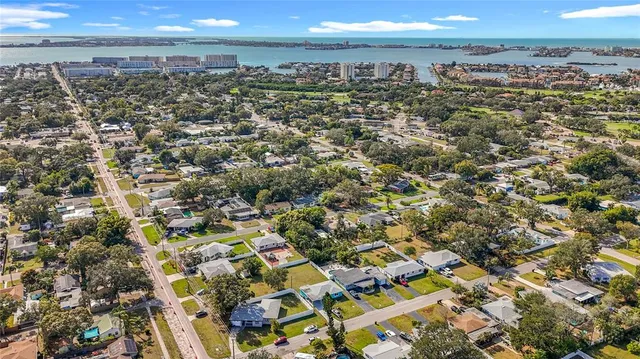 $2,600 | 5810 Tangerine Avenue South, Gulfport, FL 33707