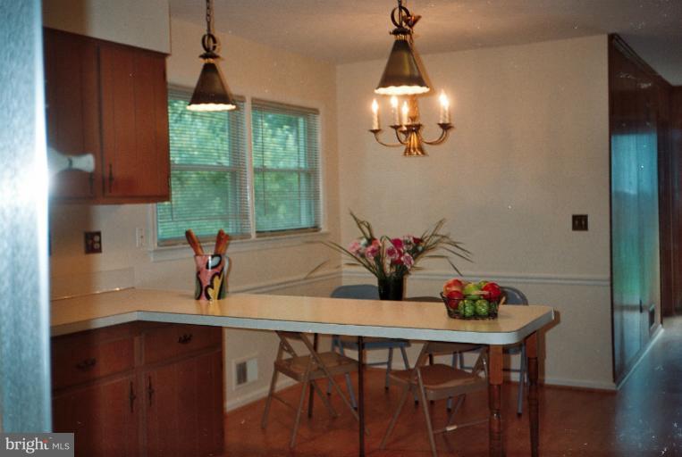 2313 North Gate Terrace Silver Spring, MD 20906 - Photo 17 of 22 Kitchen