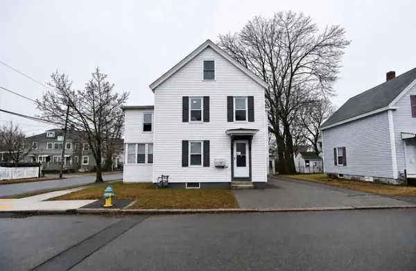 $2,600 | 31 Blossom Street, Nashua, NH 03060