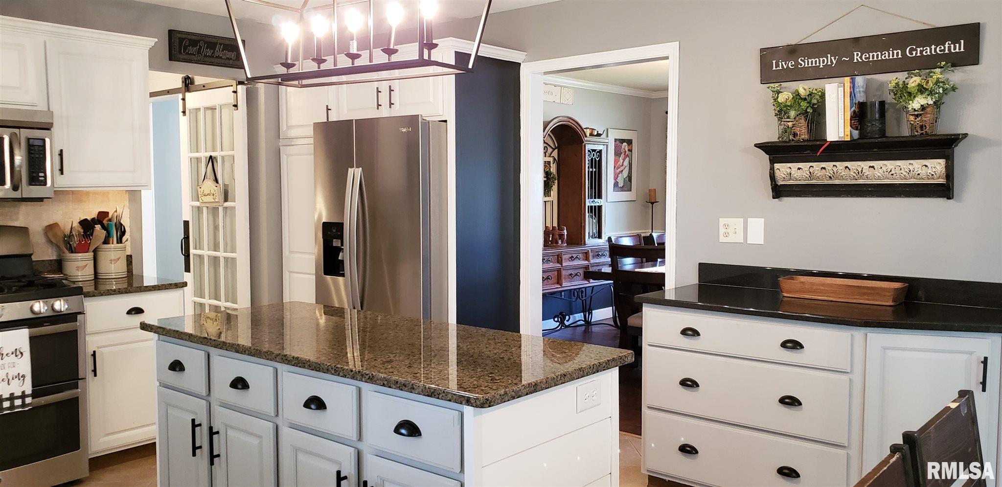 41 White Pine Road Geneseo, IL 61254 - Photo 7 of 38 Gallery Image 7