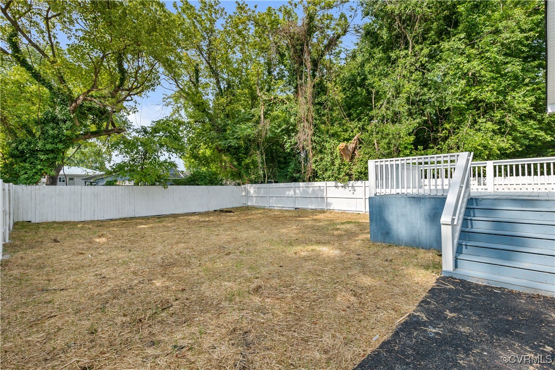 1125 Rome Street Petersburg, VA 23803 - Photo 35 of 38 View of yard