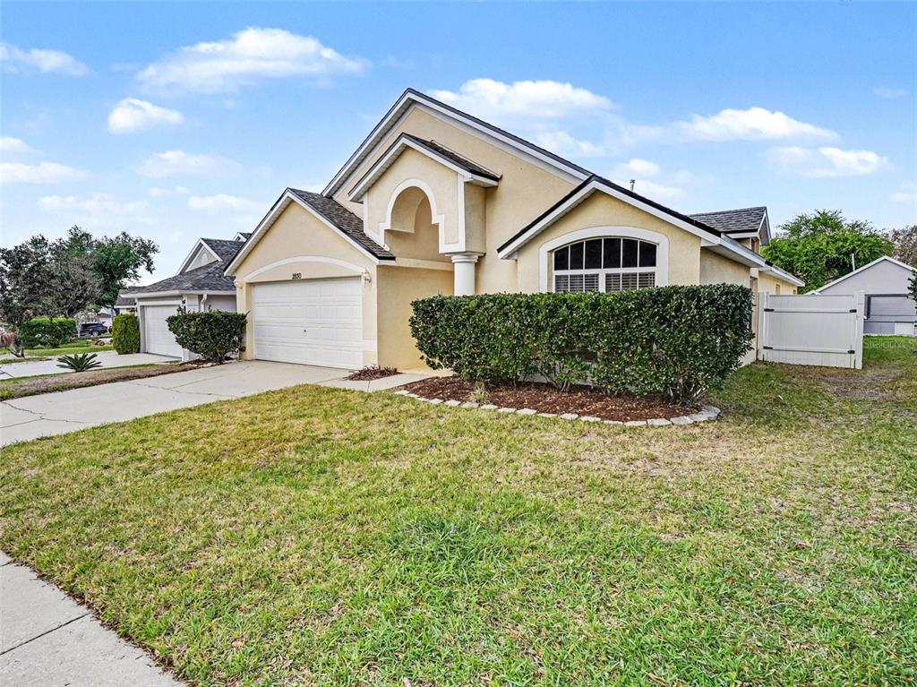 2830 Wilshire Road Clermont, FL 34714 - Photo 3 of 28