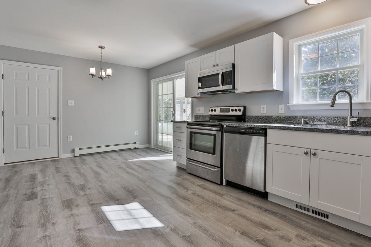 175 Haverhill Road Windham, NH 03087 - Photo 11 of 20