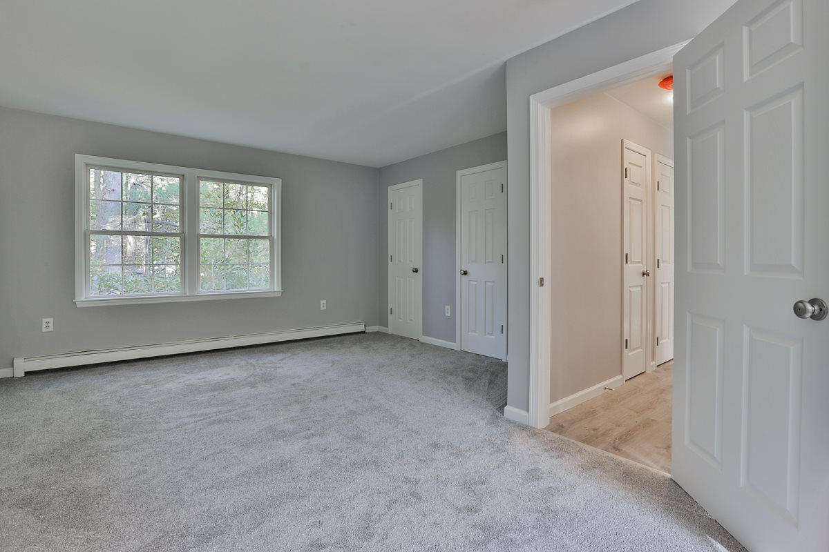 175 Haverhill Road Windham, NH 03087 - Photo 12 of 20