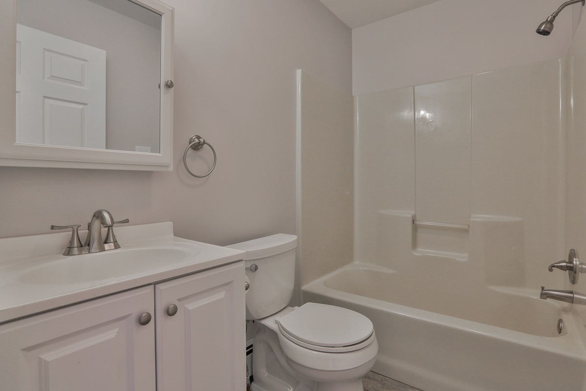 175 Haverhill Road Windham, NH 03087 - Photo 14 of 20