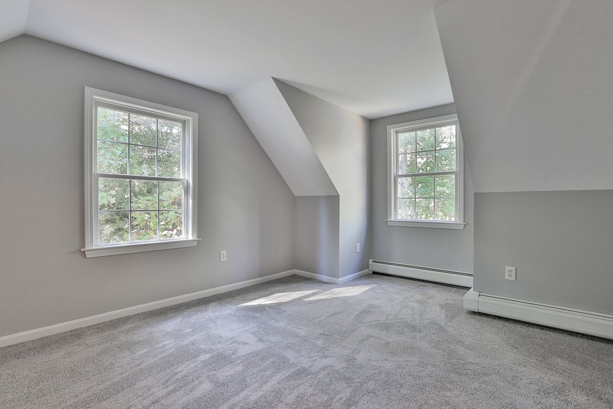 175 Haverhill Road Windham, NH 03087 - Photo 16 of 20