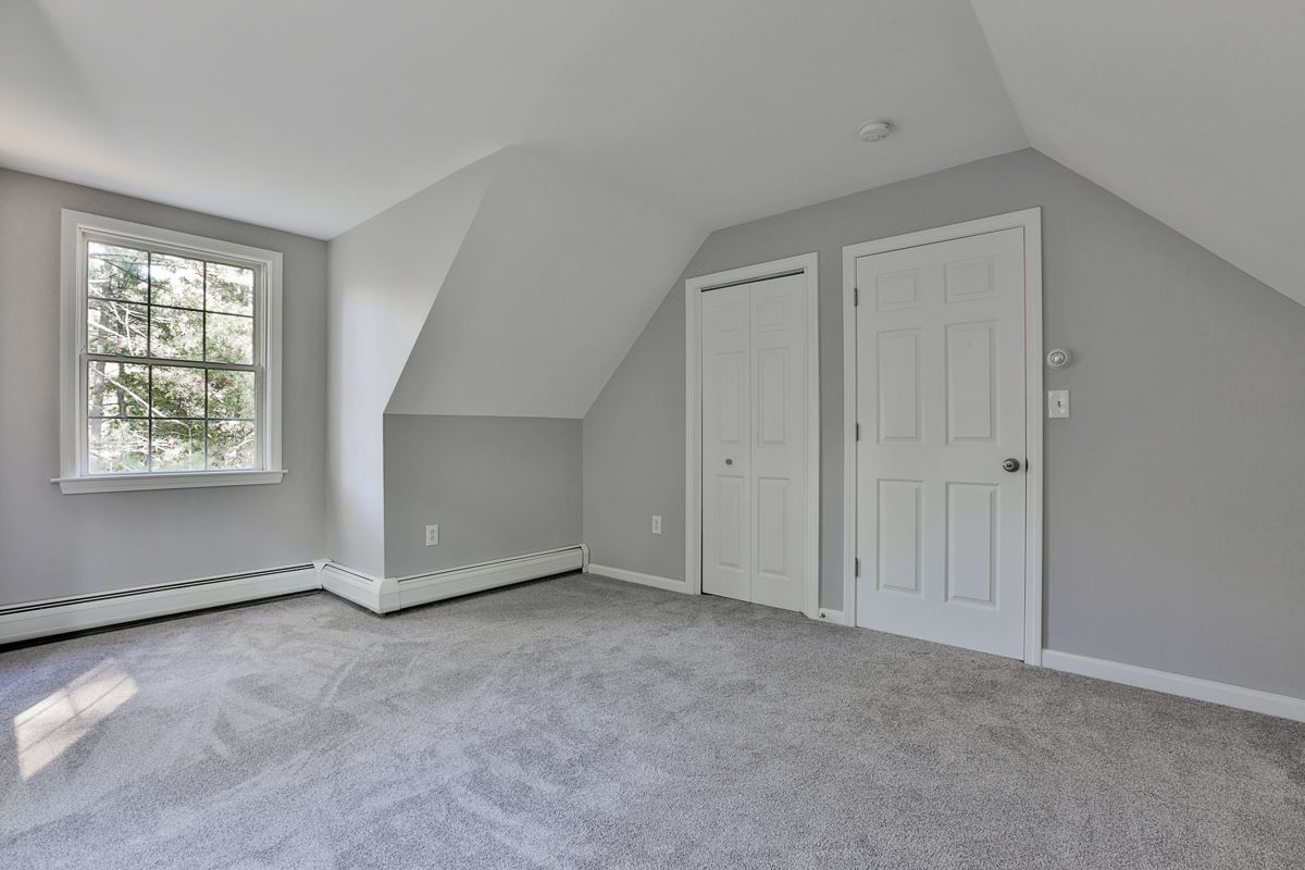175 Haverhill Road Windham, NH 03087 - Photo 17 of 20