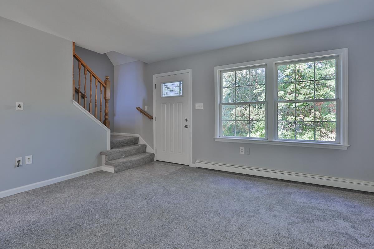 175 Haverhill Road Windham, NH 03087 - Photo 5 of 20