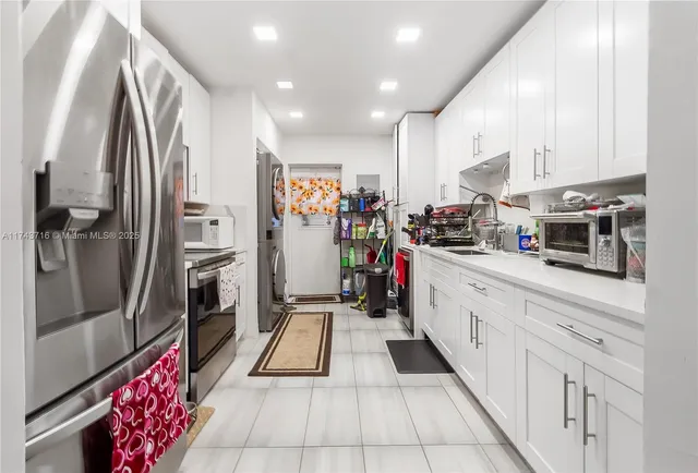 $475,000 | 5708 Southwest 39th Street, West Park, FL 33023