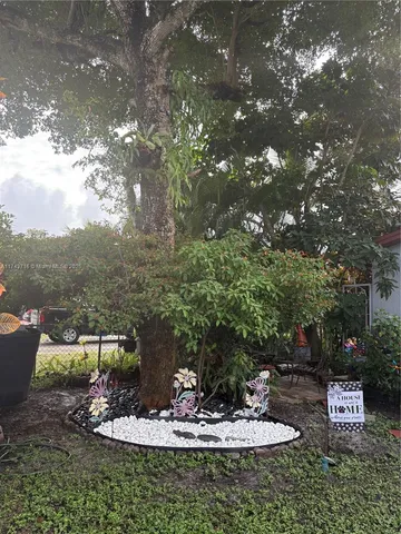 $475,000 | 5708 Southwest 39th Street, West Park, FL 33023