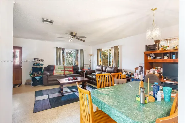 $475,000 | 5708 Southwest 39th Street, West Park, FL 33023