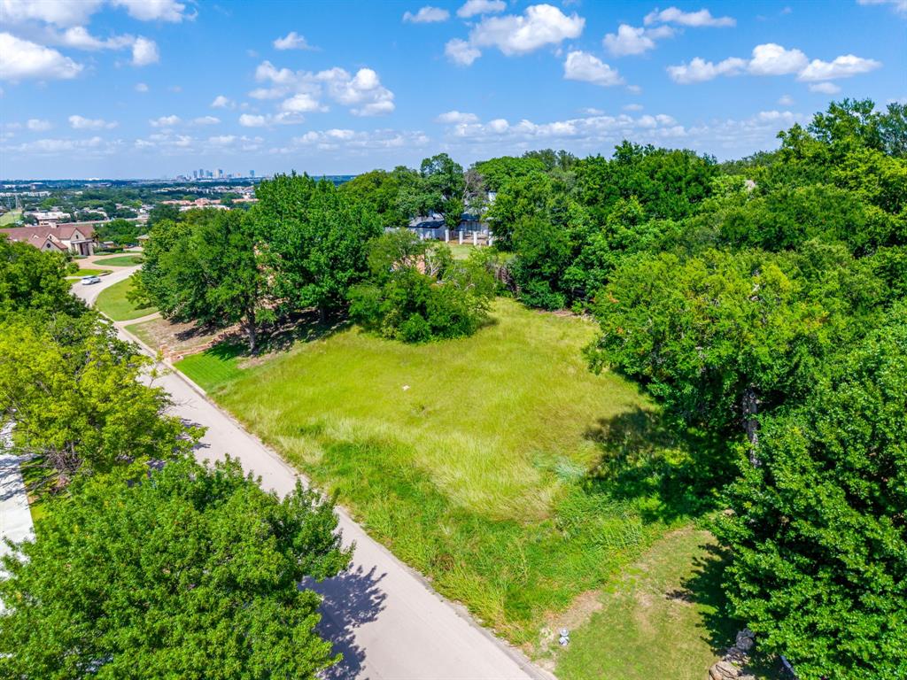 18 Thornhill Road Benbrook, TX 76132 - Photo 15 of 28