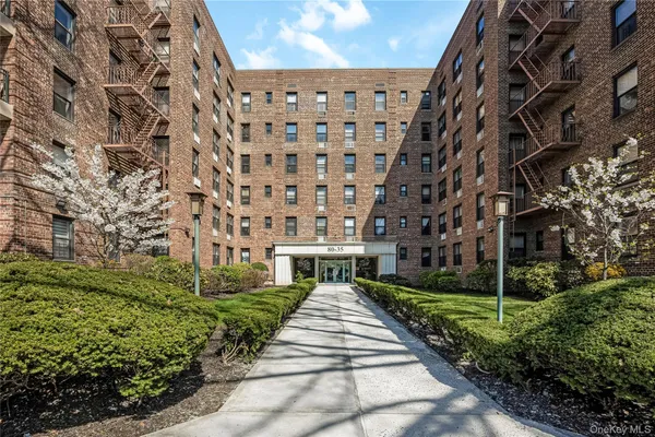 $359,000 | 80-35 Springfield Boulevard, Unit 3C | Oakland Gardens