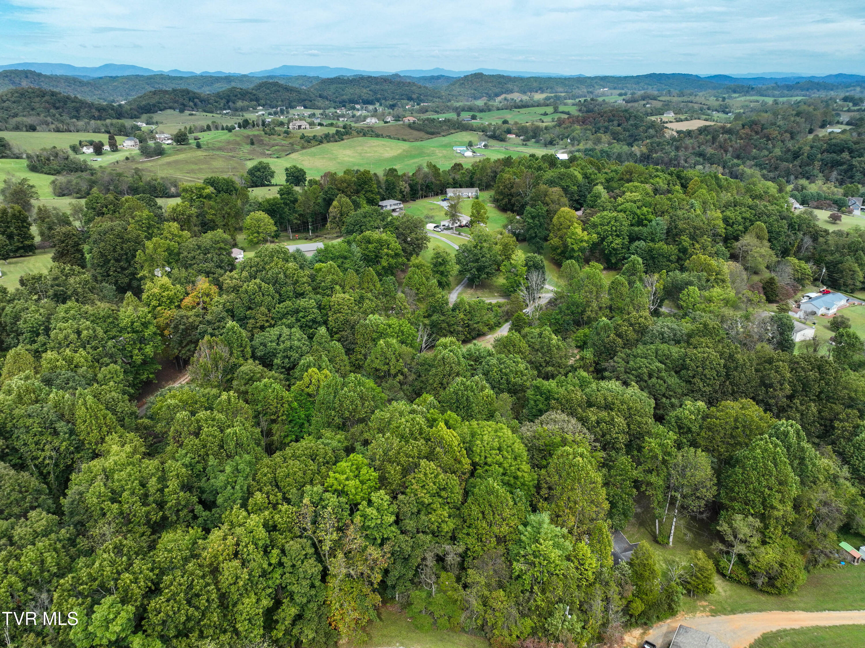 22290 Sugarbush Lane Abingdon, VA 24211 - Photo 20 of 25 22290 Sugarbush Ln Drone ELISE-21