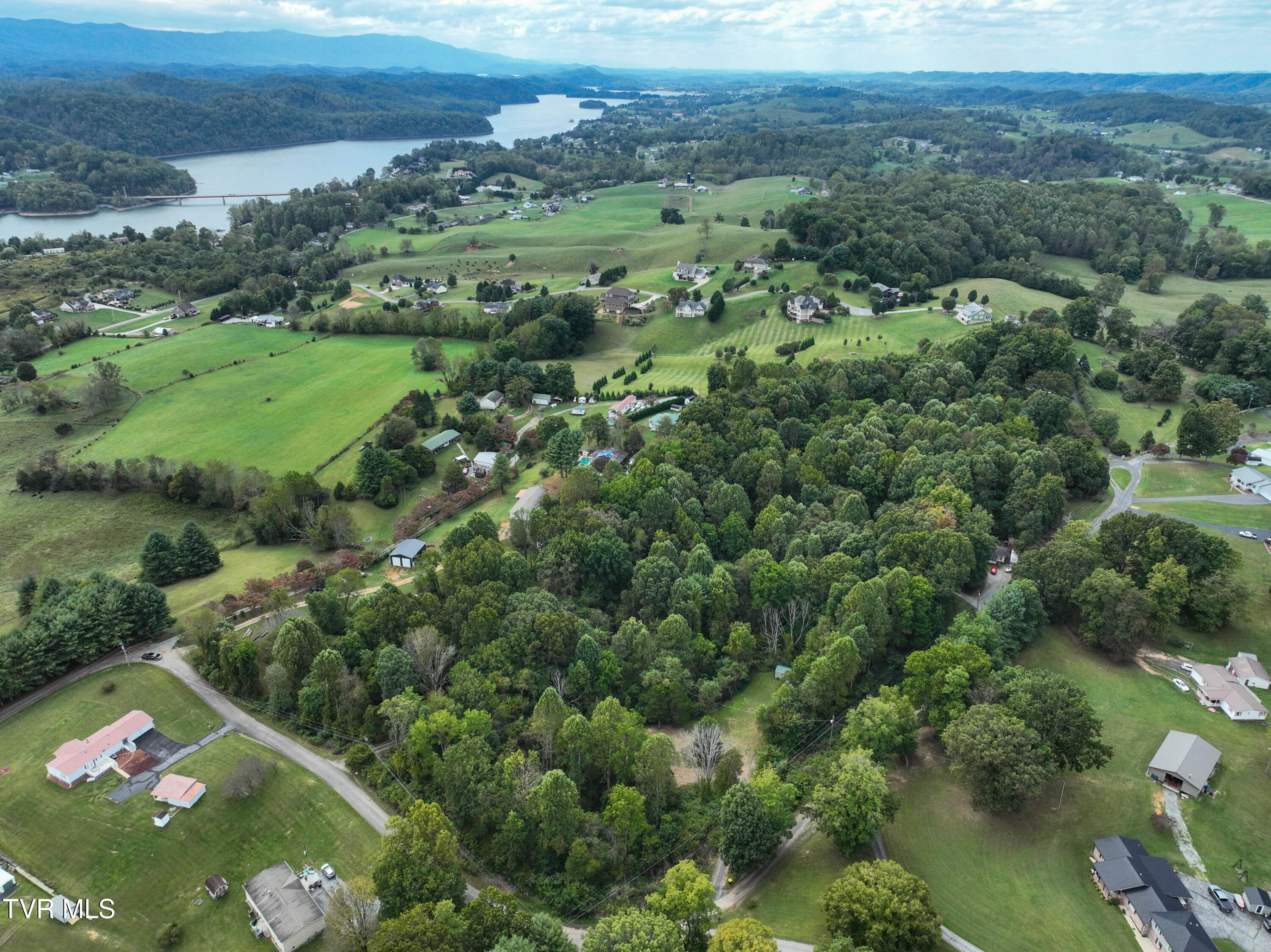 22290 Sugarbush Lane Abingdon, VA 24211 - Photo 23 of 25 22290 Sugarbush Ln Drone ELISE-29