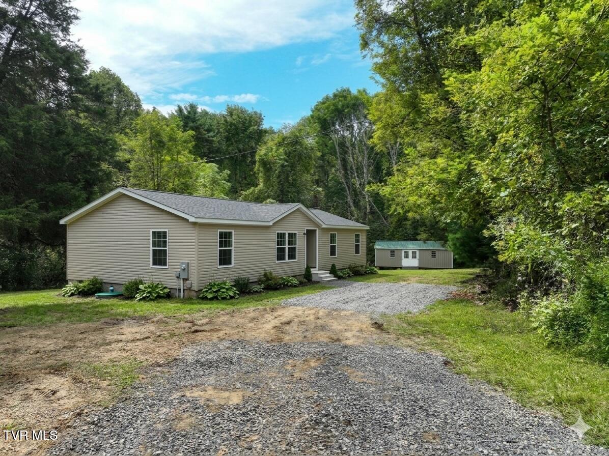 22290 Sugarbush Lane Abingdon, VA 24211 - Photo 6 of 25 1774869784380
