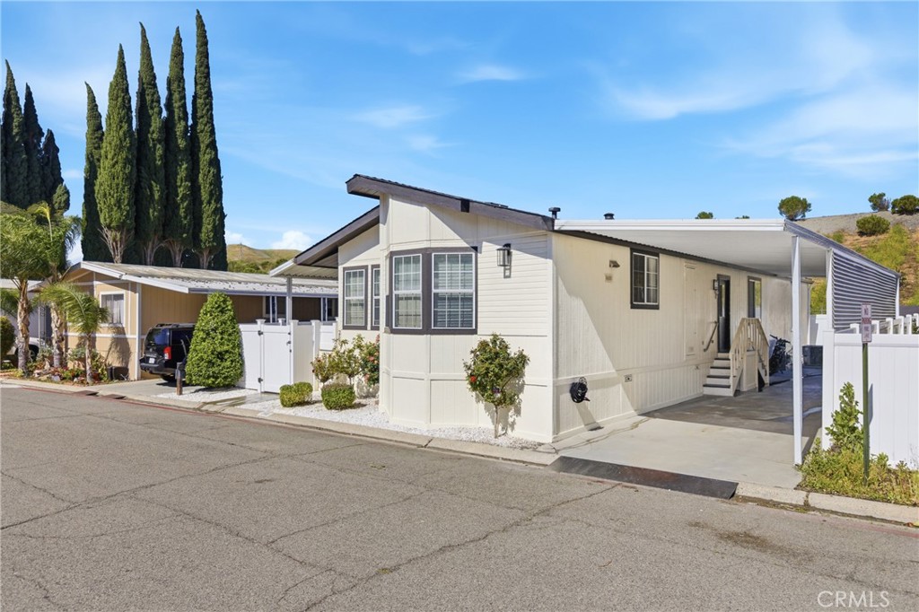 4901 Green River Road, Unit 288 Corona, CA 92878 - Photo 3 of 24