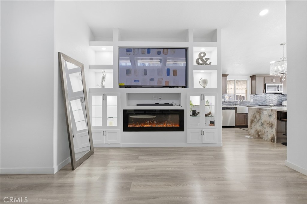 4901 Green River Road, Unit 288 Corona, CA 92878 - Photo 4 of 24