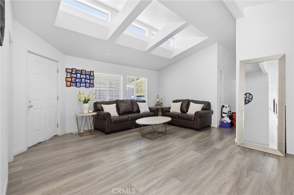 4901 Green River Road, Unit 288 Corona, CA 92878 - Photo 7 of 24