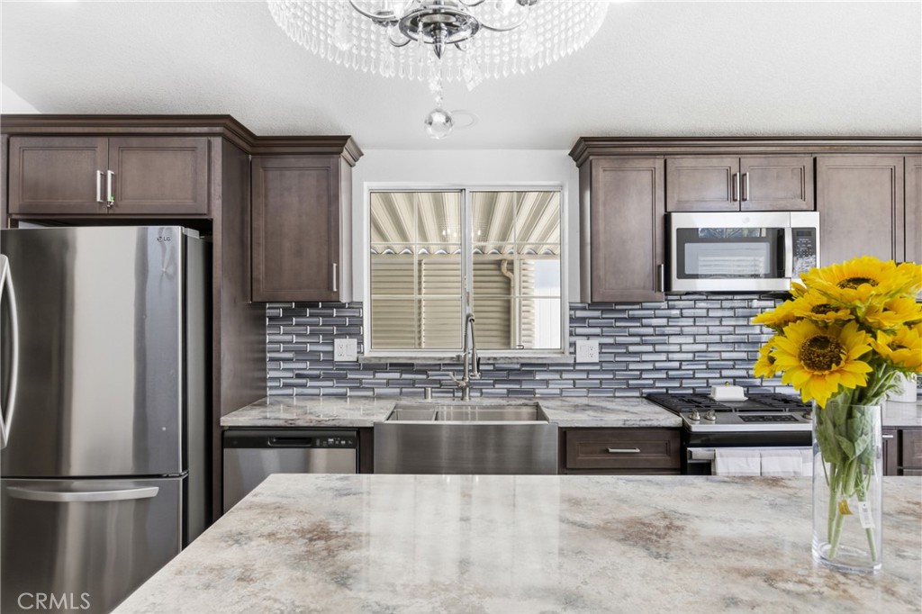 4901 Green River Road, Unit 288 Corona, CA 92878 - Photo 10 of 24