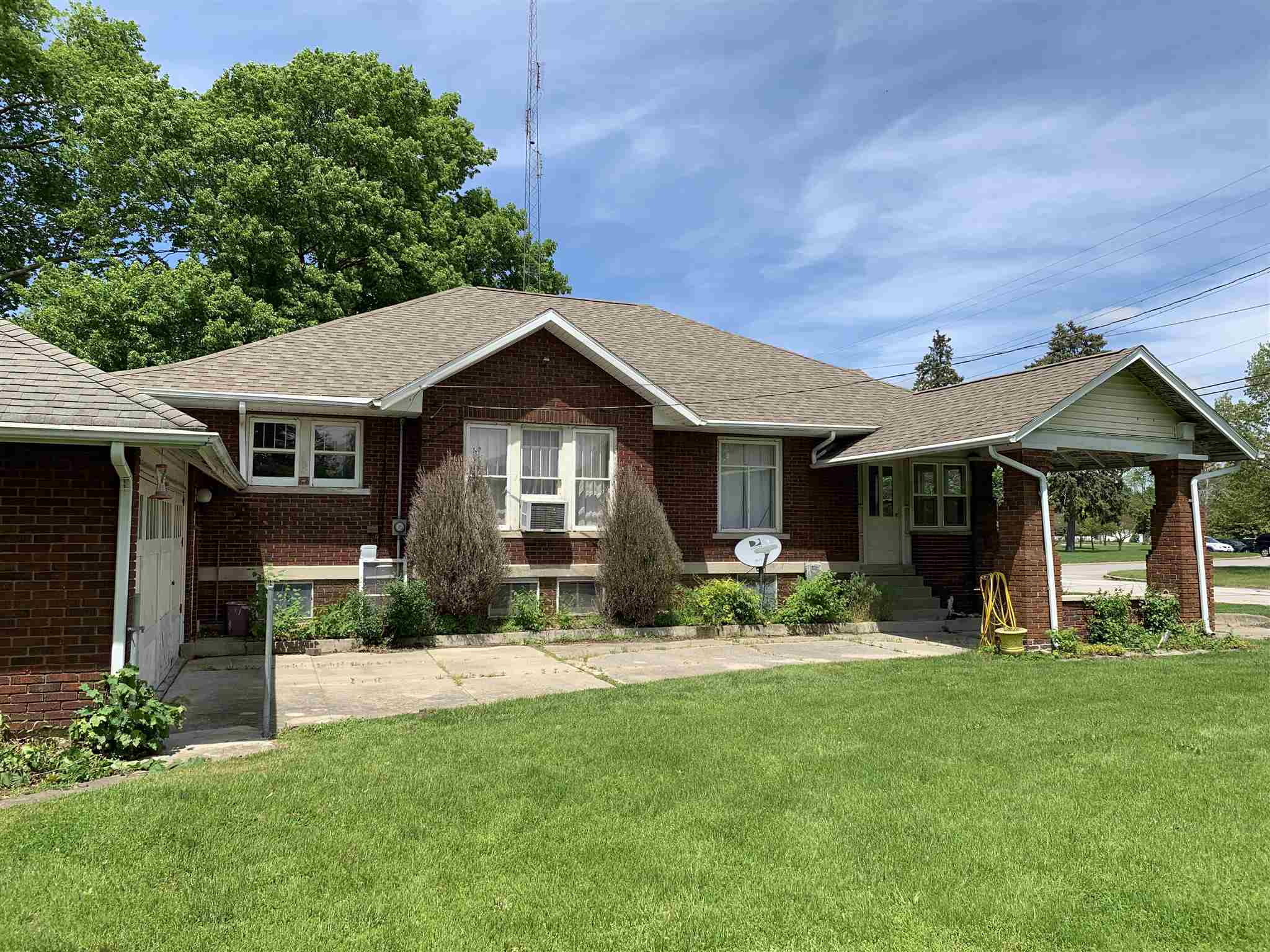 306 South River Road North Manchester, IN 46962 - Photo 5 of 18 Gallery Image 5