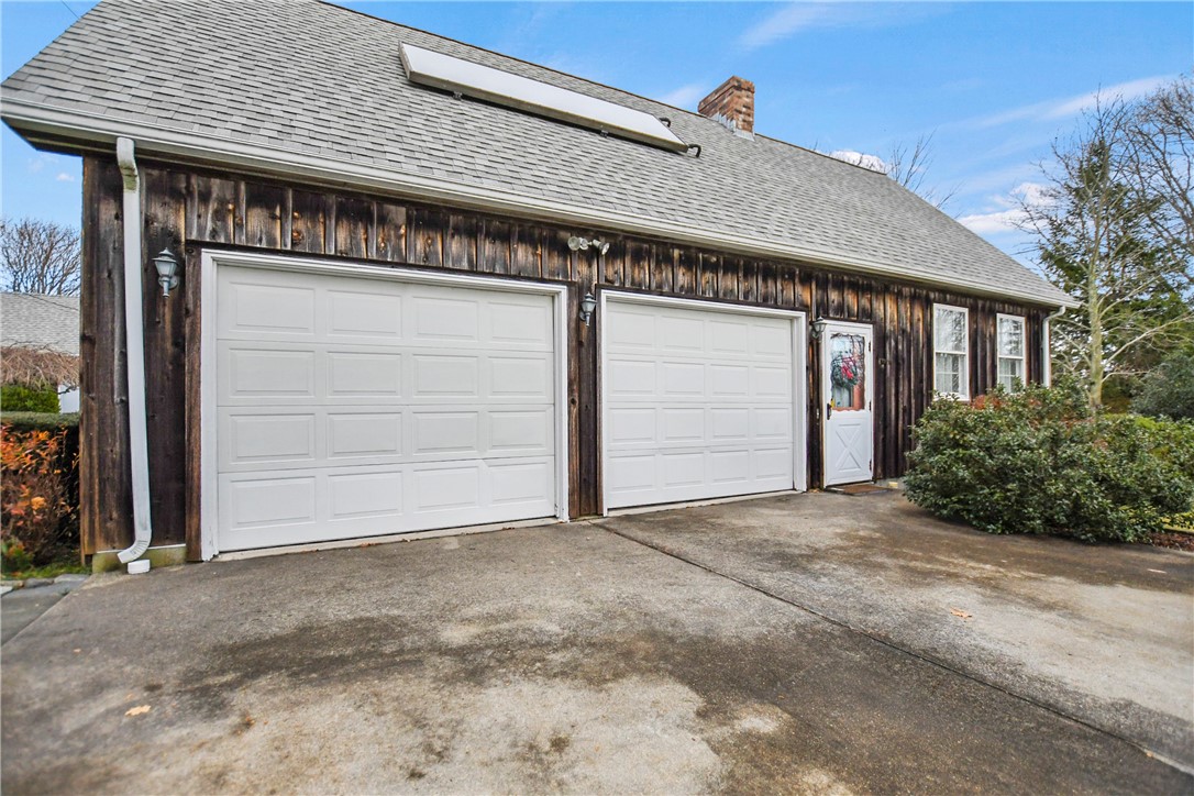 583 Turner Road Middletown, RI 02842 - Photo 7 of 48