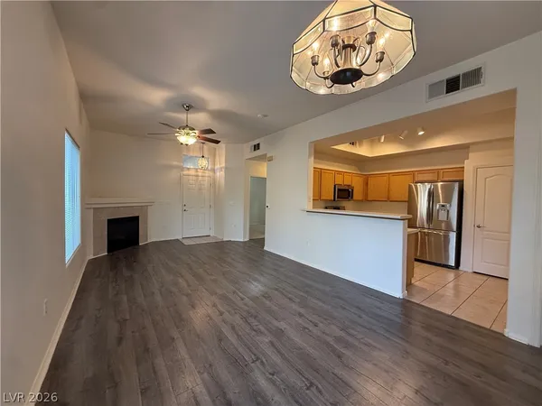 $1,525 | 10630 Calico Mountain Avenue, Unit 103, Las Vegas, NV 89129
