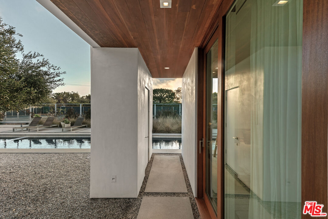 6728 Wildlife Road Malibu, CA 90265 - Photo 29 of 57 a view of a balcony