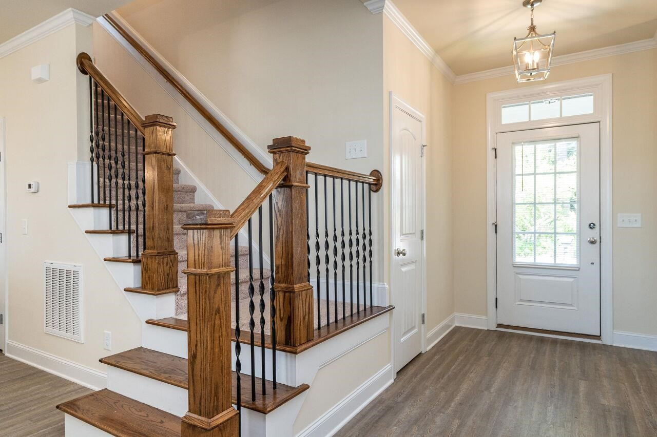 409 Bickett Boulevard Raleigh, NC 27608 - Photo 3 of 25 Photo 3