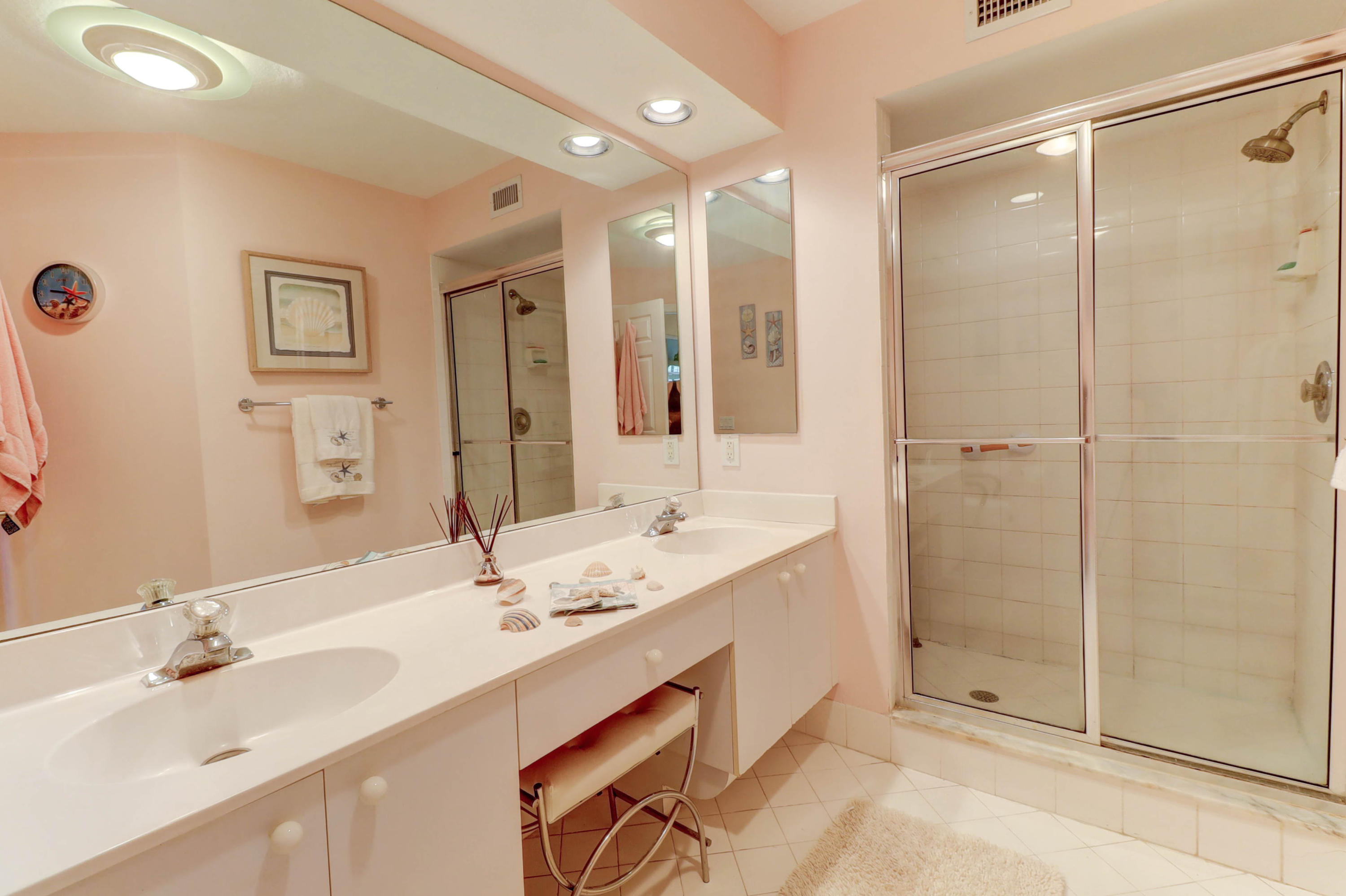 17317 Boca Club Boulevard, Unit 6 Boca Raton, FL 33487 - Photo 17 of 22 en suite
