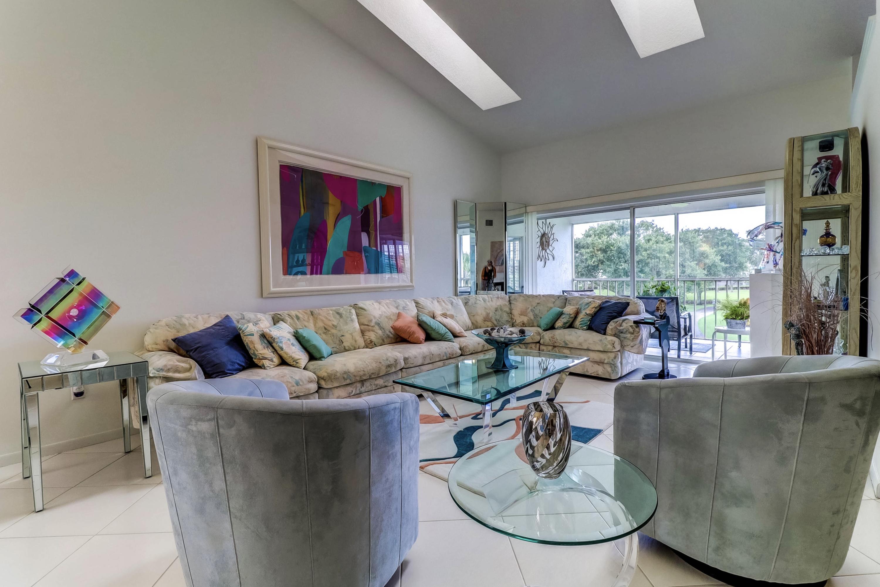 17317 Boca Club Boulevard, Unit 6 Boca Raton, FL 33487 - Photo 6 of 22 Diving