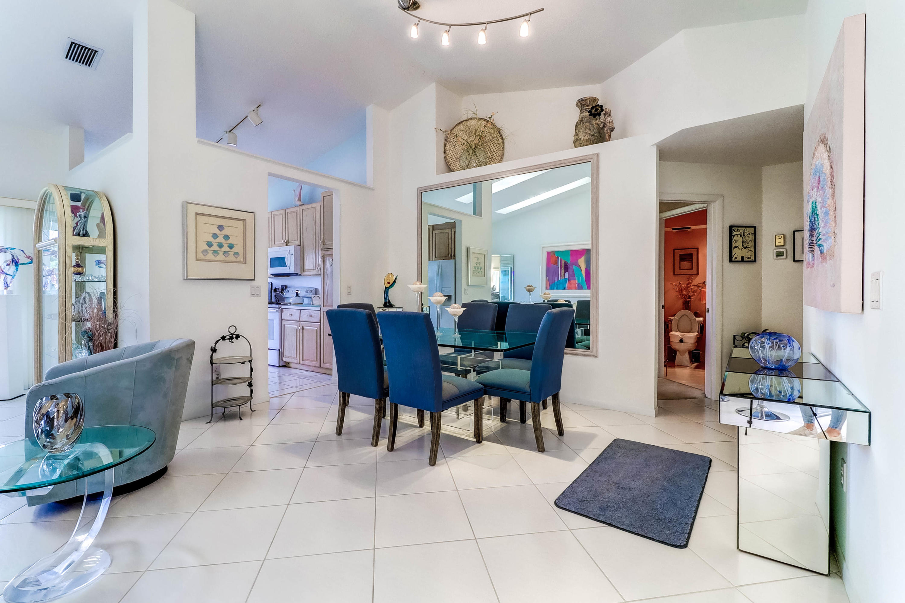 17317 Boca Club Boulevard, Unit 6 Boca Raton, FL 33487 - Photo 8 of 22 Dining