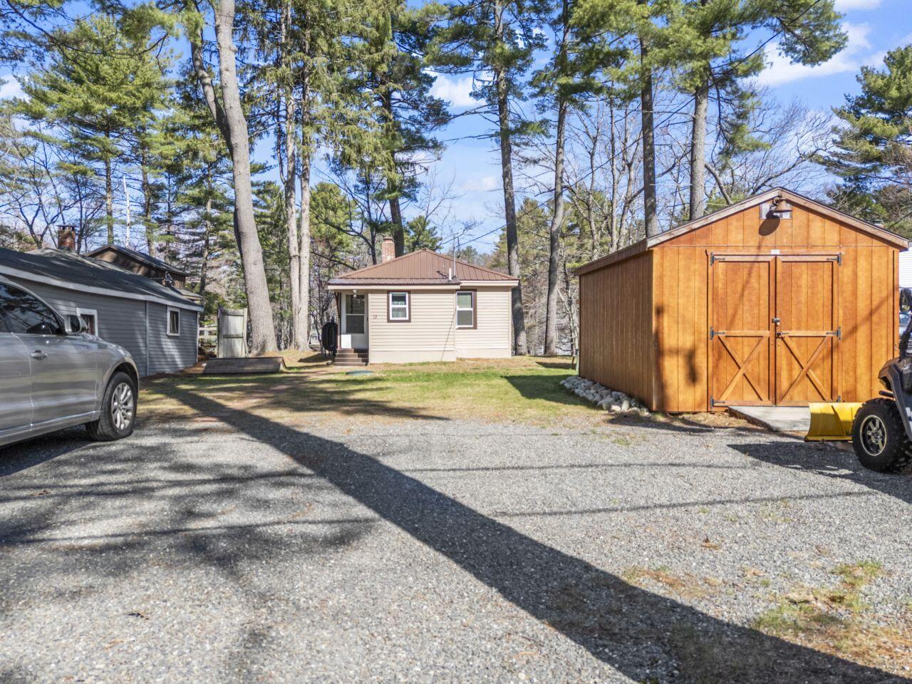 12 Shore Road Windham, ME 04062 - Photo 2 of 57 photos_web_resolution_12_Shore_Rd_101