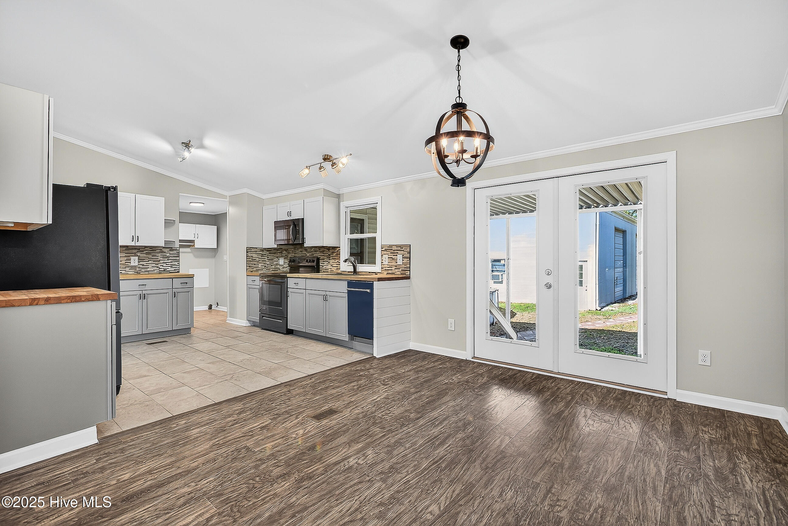 851 Sand Ridge Road Hubert, NC 28539 - Photo 10 of 42 11