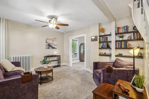 $269,000 | 302 Wyoming Street East, St. Paul, MN 55107