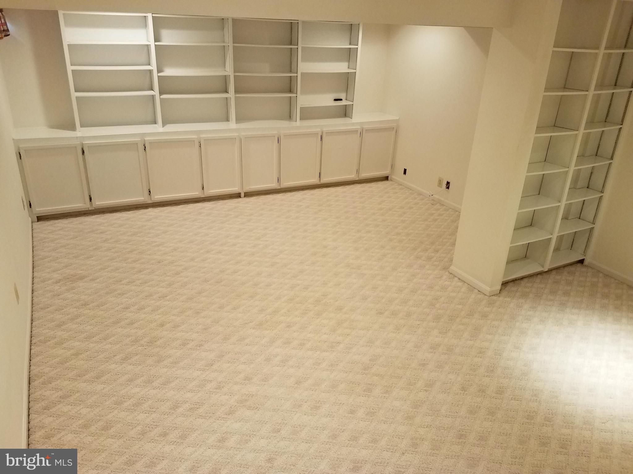 2117 Salt Kettle Way Reston, VA 20191 - Photo 23 of 30 a view of an empty room