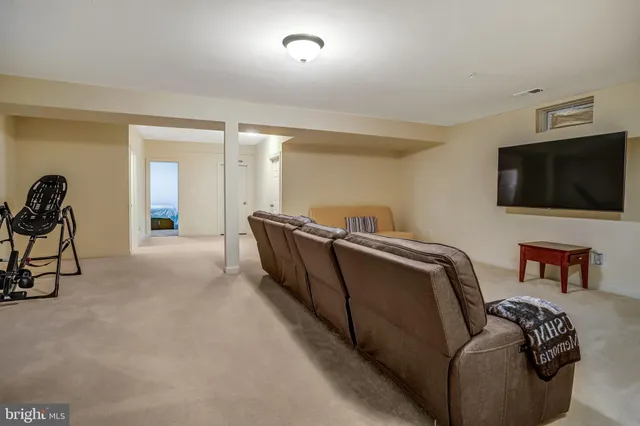 $950,000 | 211 Winter Walk Drive, Gaithersburg, MD 20878