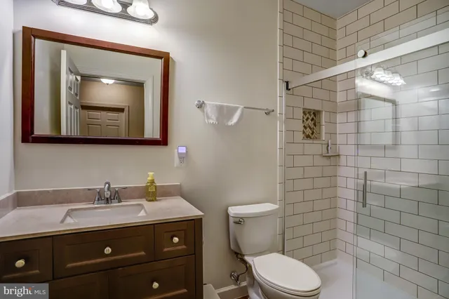 $950,000 | 211 Winter Walk Drive, Gaithersburg, MD 20878