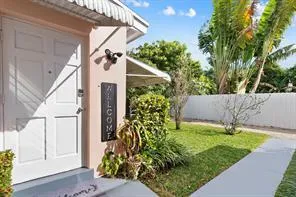 $1,900 | 811 Southwest 26th Court, Unit B, Fort Lauderdale, FL 33315