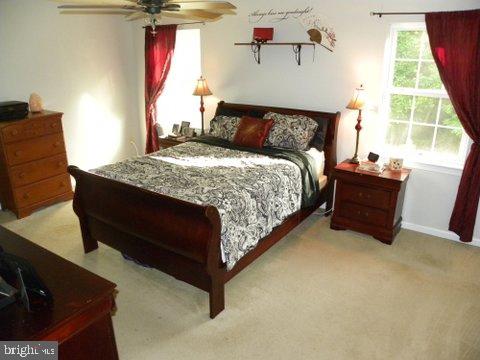 630 Kentwell Drive York, PA 17406 - Photo 2 of 25 Gallery Image 2