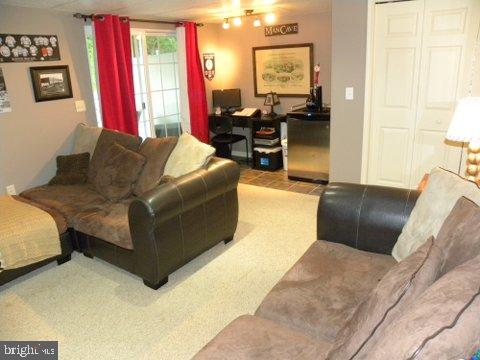 630 Kentwell Drive York, PA 17406 - Photo 18 of 25 Gallery Image 18