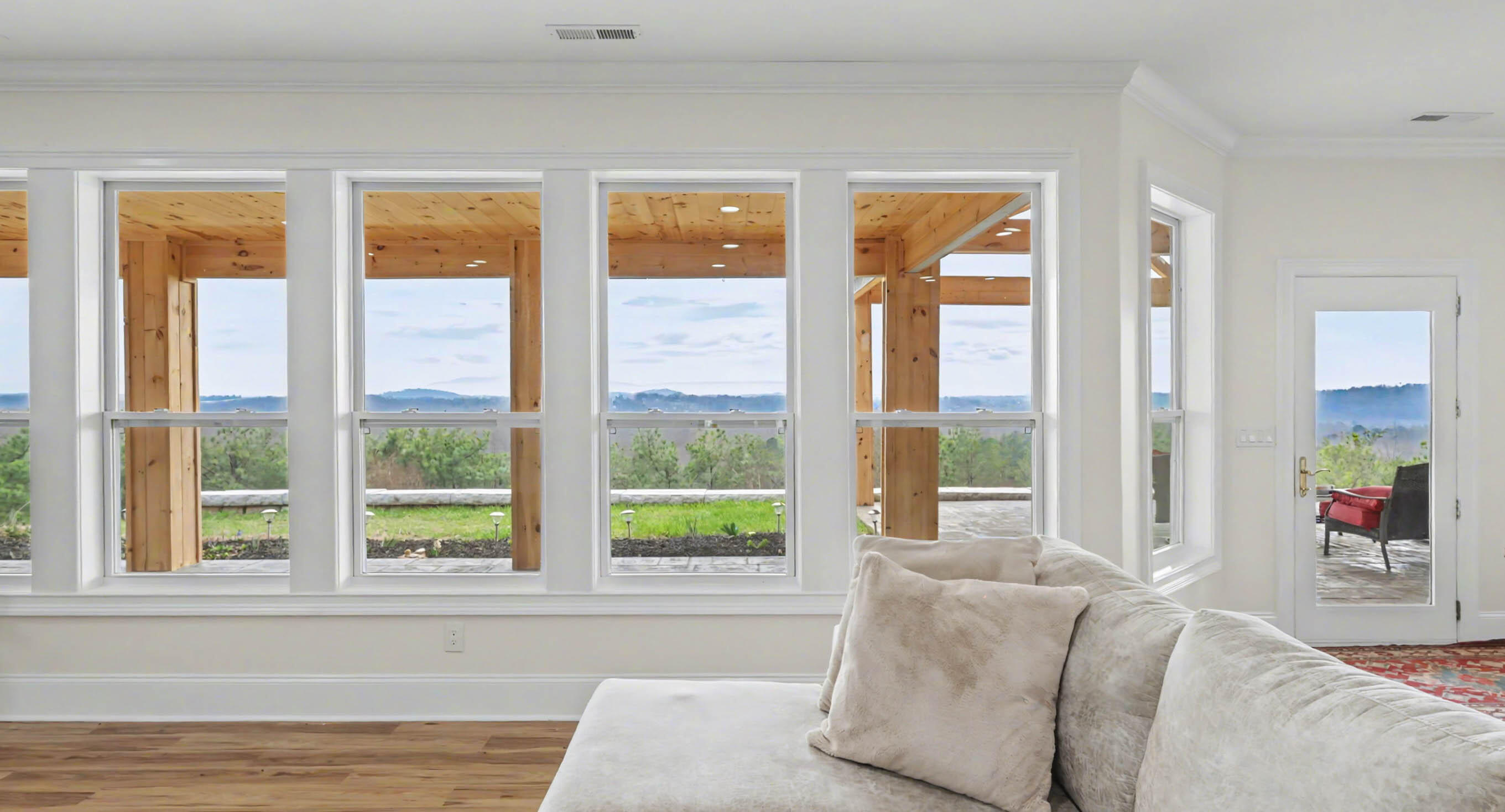 108 Walker Brow Ridge Road Northwest Cleveland, TN 37312 - Photo 12 of 52 Living Room View