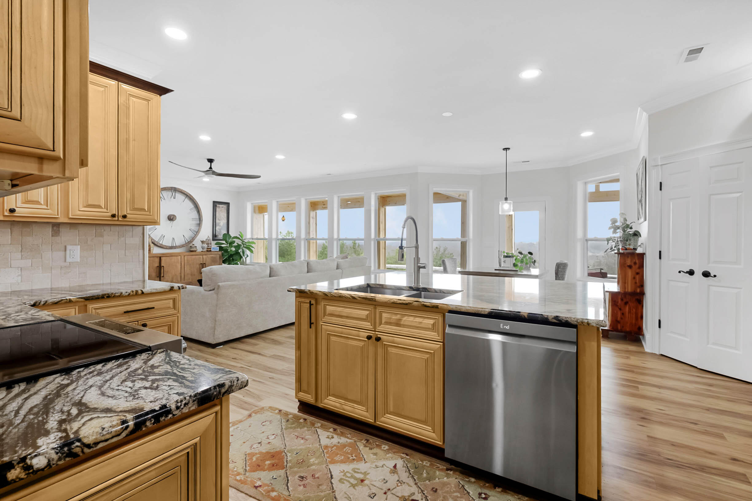 108 Walker Brow Ridge Road Northwest Cleveland, TN 37312 - Photo 17 of 52 Kitchen