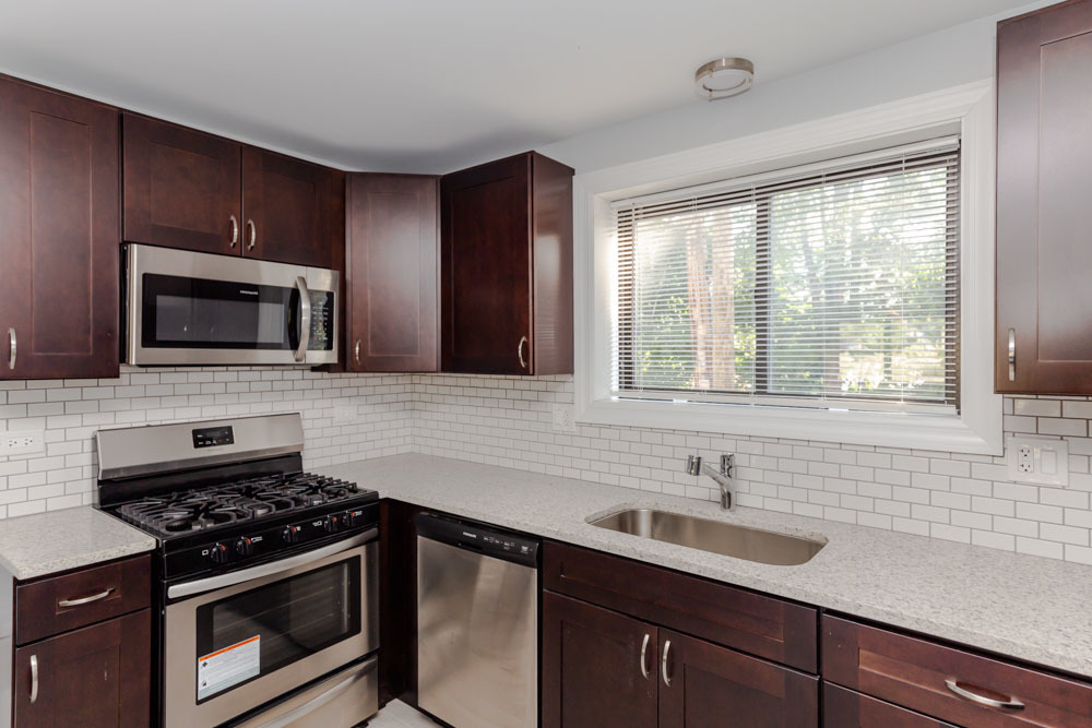 6803 North Ridge Boulevard, Unit G6 Chicago, IL 60645 - Photo 5 of 10