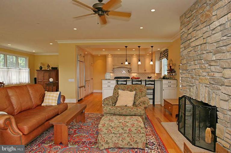 1246 River Bay Road Annapolis, MD 21409 - Photo 20 of 29 Living Room #2