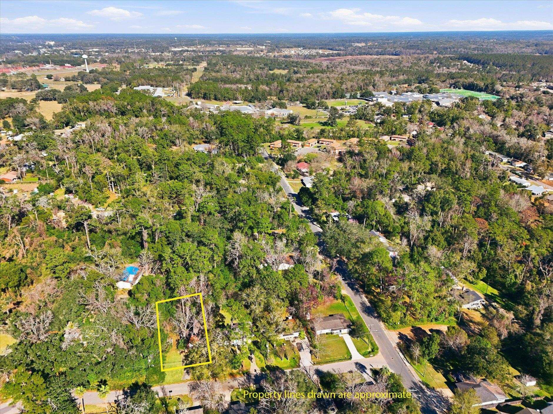 3418 Miami Drive Tallahassee, FL 32311 - Photo 4 of 42