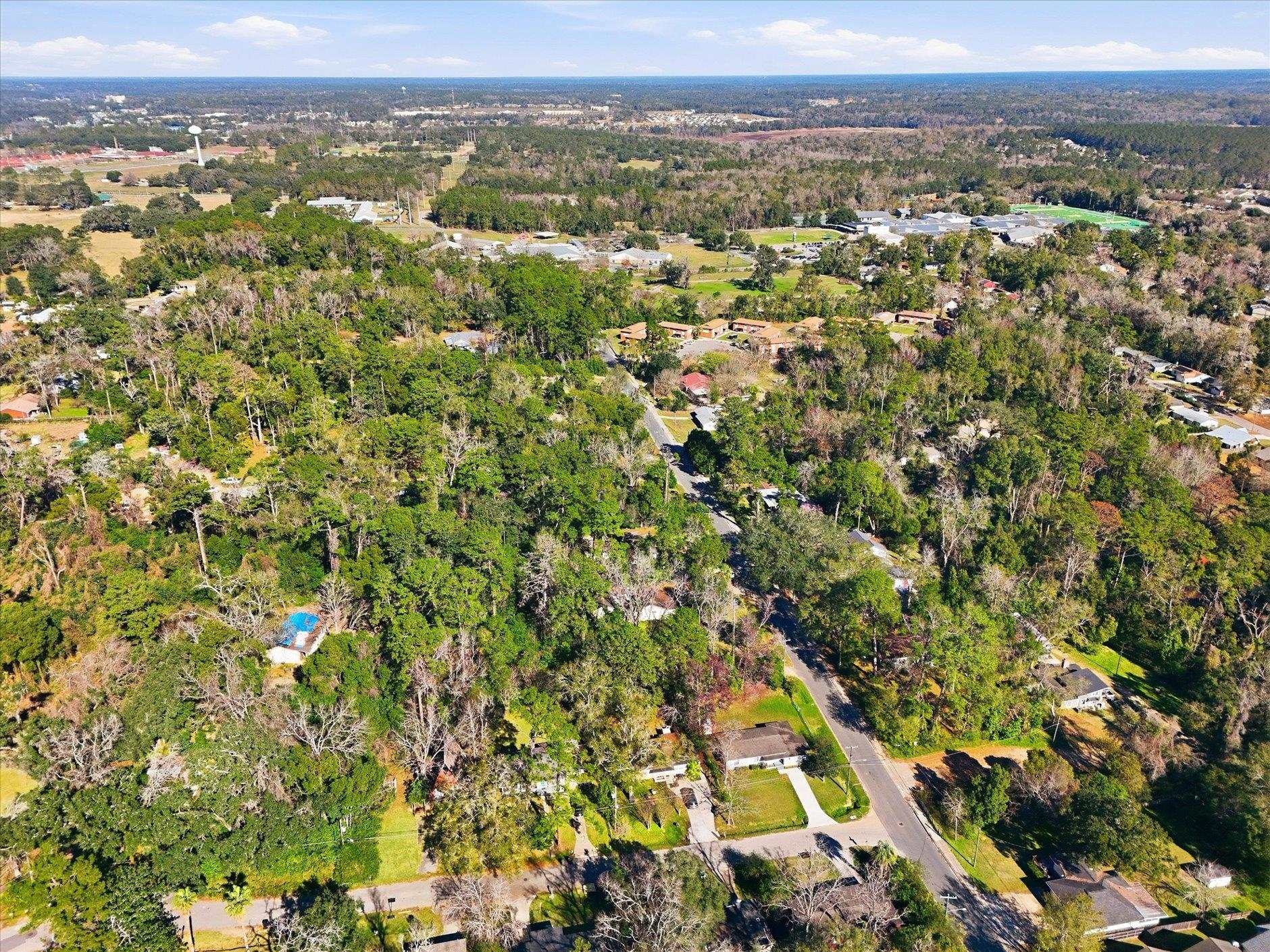 3418 Miami Drive Tallahassee, FL 32311 - Photo 5 of 42