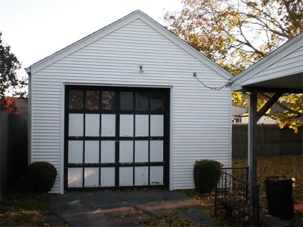 33 Nimitz Road East Providence, RI 02916 - Photo 2 of 5 Gallery Image 2