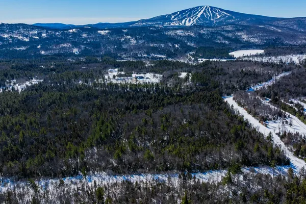 $825,000 | The Hollow Road, Winhall, VT 05340