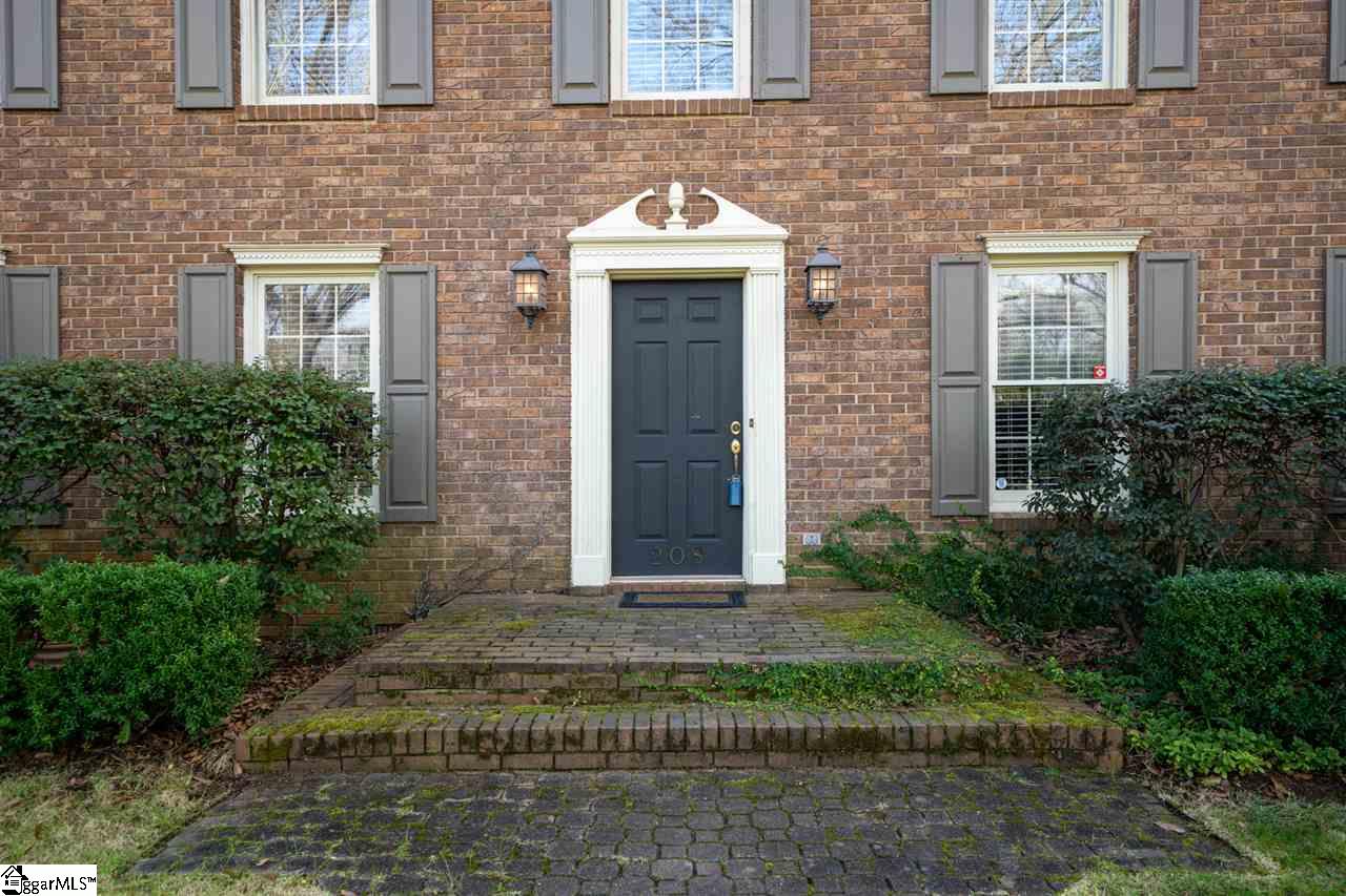 208 Coburn Road Spartanburg, SC 29302 - Photo 2 of 34 Gallery Image 2